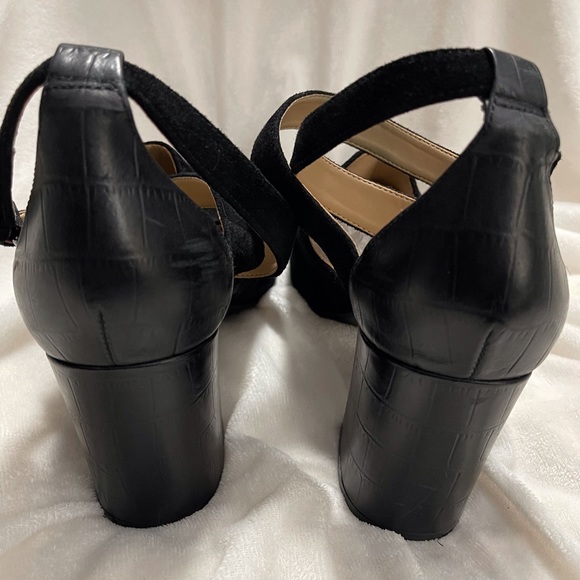 Naturalizer Ankle Strap Slingback Heels (size 11) - Picture 5 of 8